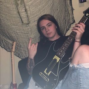 Meet your Posher, Illa